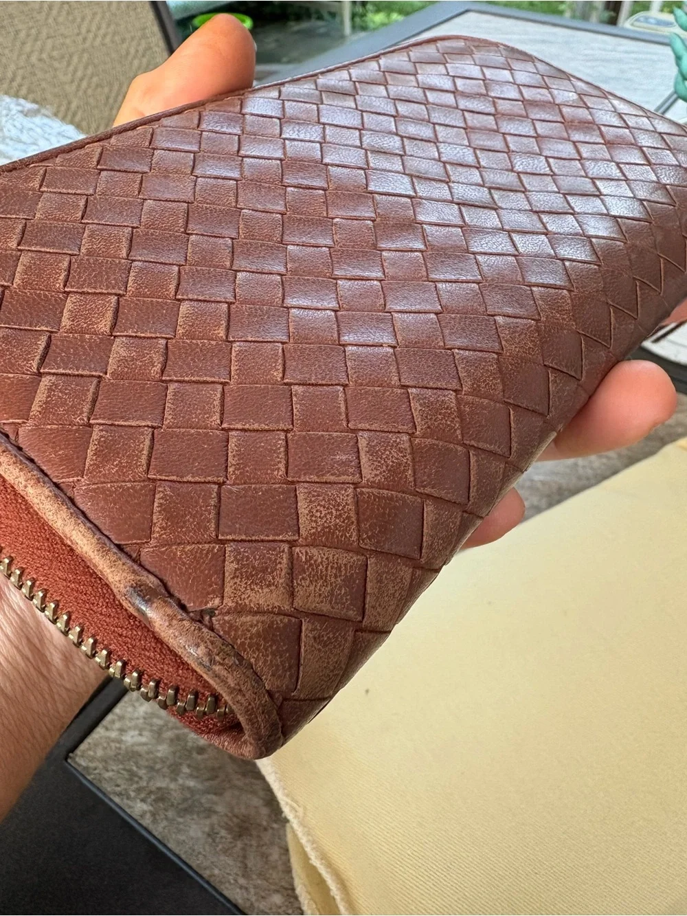 Bottega Veneta Intrecciato Zip-Around Wallet - Brown